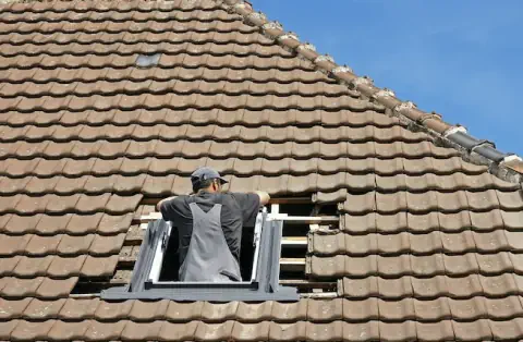 Pose de velux - Artigueloutan